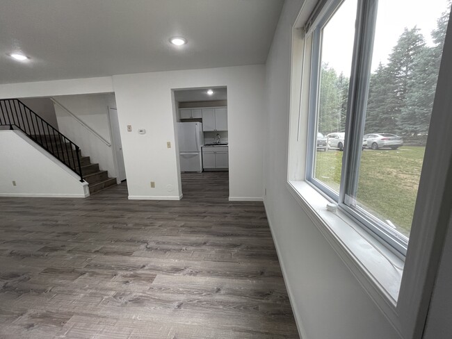 Foto del edificio - 8505 Cardiff Ln