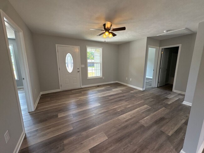 Foto del edificio - Adorable BRAND NEW Home in Tullahoma!