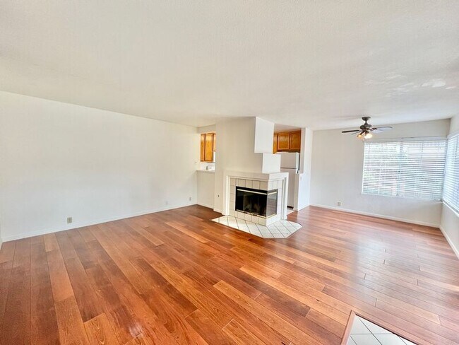 Foto del edificio - 7315 Calle Cristobal