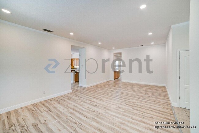 Building Photo - 11894 Autumn Sunset Way