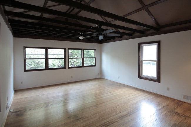 Building Photo - 405 S Trenton Ave