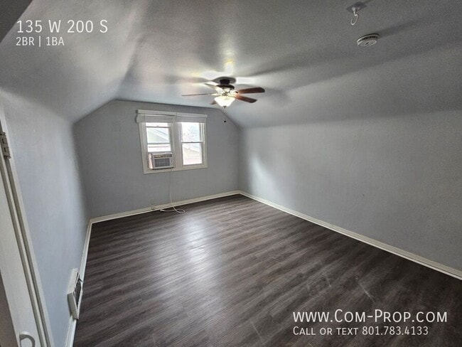 Foto del edificio - 135 W 200 S St