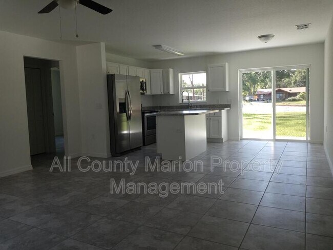 Foto del edificio - 5524 NW 58th St