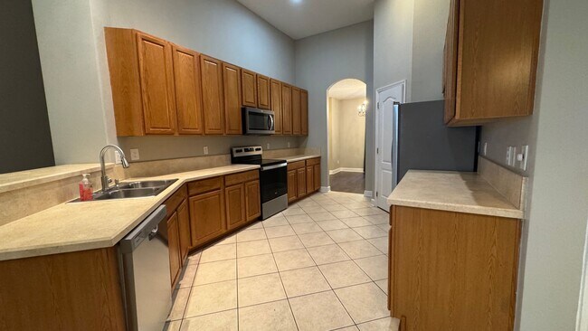 Building Photo - 4 Bedroom, Corner Lot Home Move in Ready!