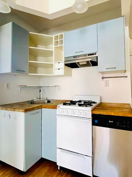 Kitchen 2 - 5 Rivington St