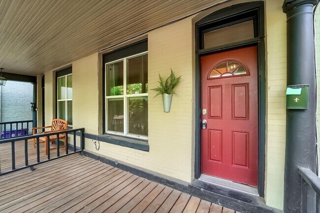 Foto del edificio - 3 Bedroom townhome in Denver