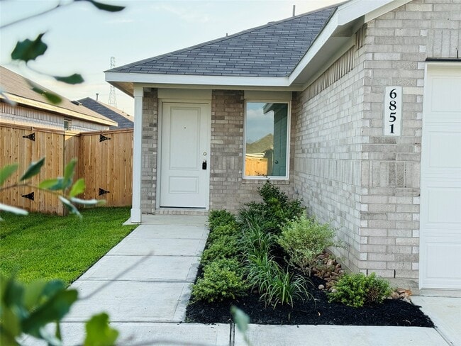 Building Photo - 6851 Lantana Leaf Ln