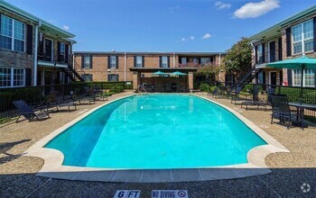 Building Photo - 6410 Del Monte Dr
