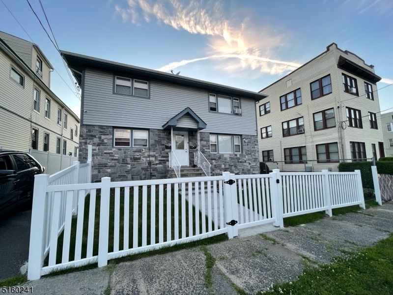 392 E 29th St Unit 2, Paterson, NJ 07514 Apartment for Rent in