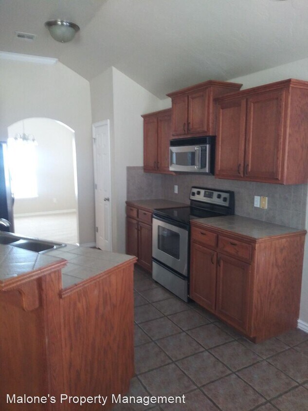 Primary Photo - 3 br, 2 bath House - 2341 Serenade Dr.