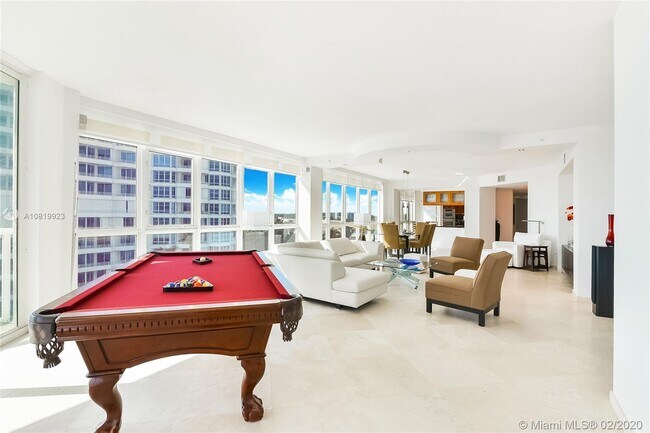 Foto del edificio - 1430 S Ocean Blvd