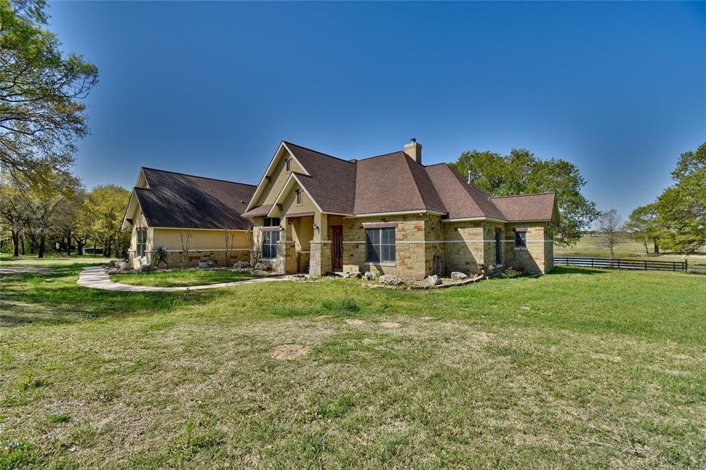3882 Reinhardt Rd, Bellville, TX 77418 House Rental in Bellville, TX