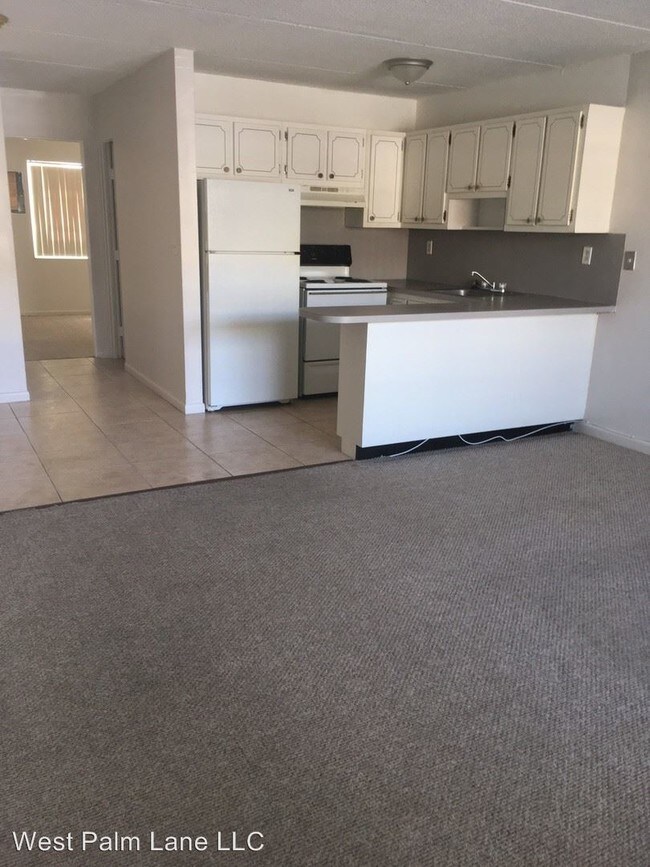 Building Photo - 537 S Sequoia Dr