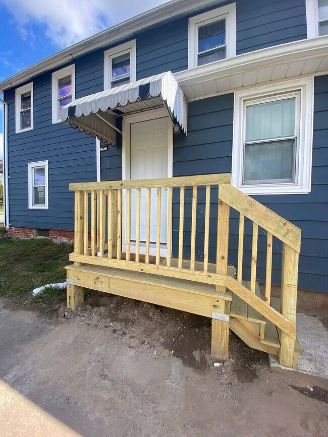 Foto del edificio - 24 Depot St