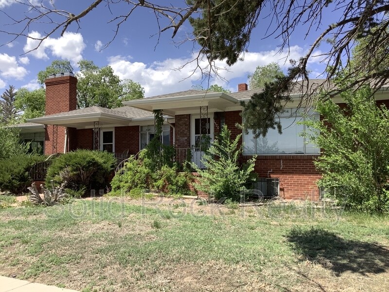 Foto principal - 1520 E Pikes Peak Ave