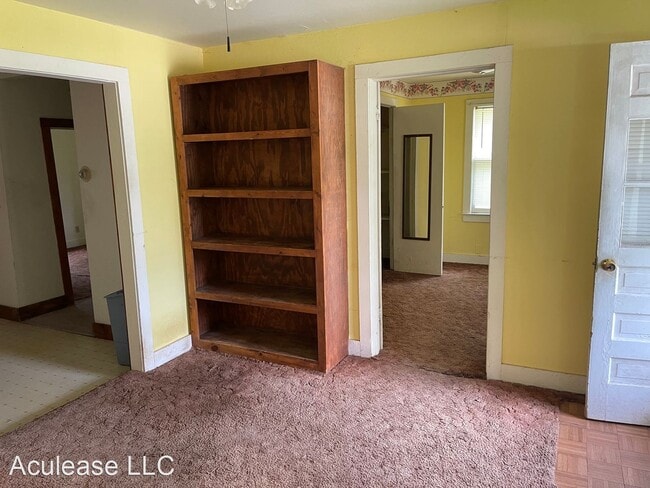 Building Photo - 2 br, 1 bath House - 127 Fairview Ave