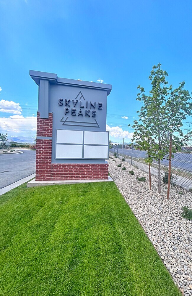 Skyline Peaks Apartments in Draper, UT