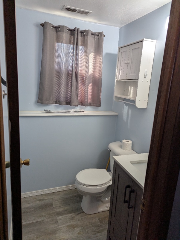 Building Photo - 3215 S McComas St