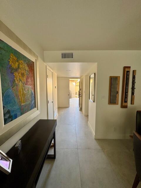 Foto del edificio - 6 Granada Dr