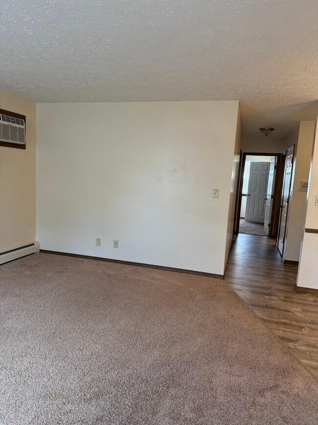 Foto del edificio - 6740 Appleridge Cir