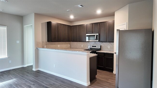 Foto del edificio - 5127 Shelby Katherine Dr