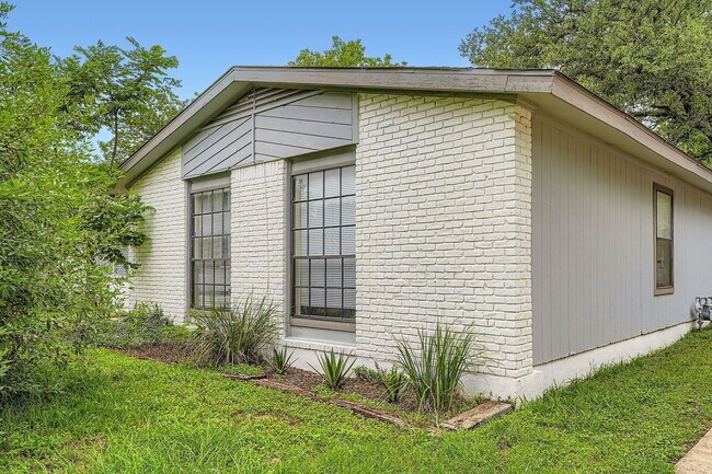 Foto del edificio - 1612 Broadmoor Dr