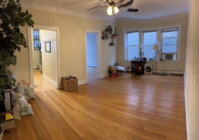 Foto del edificio - 1406 W Warner Ave