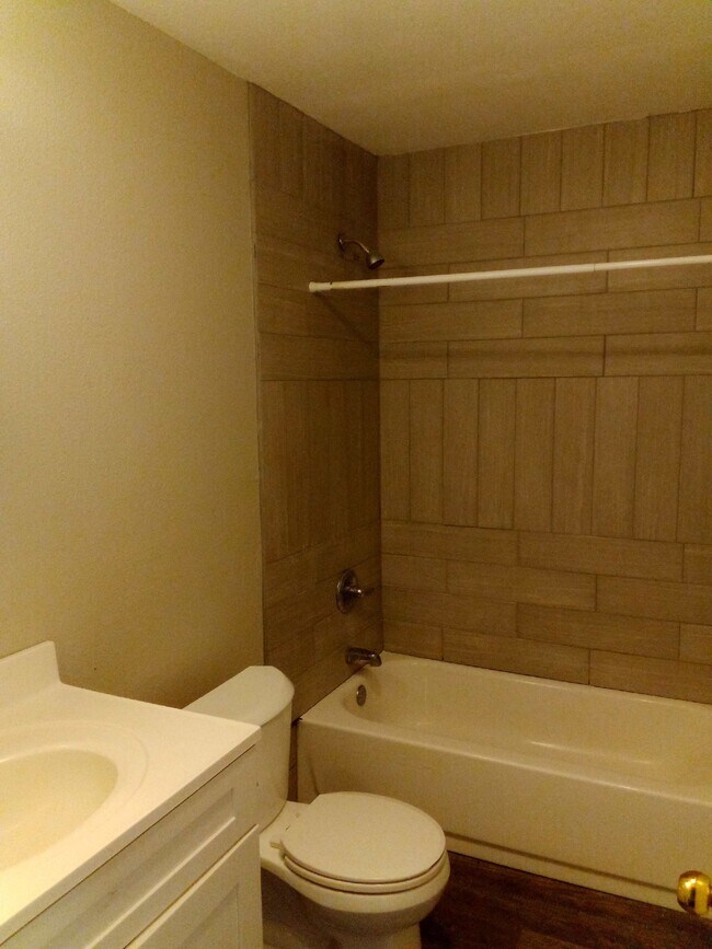 803B E Hill Ave Unit 6, Gallup, NM 87301 Apartments in Gallup, NM