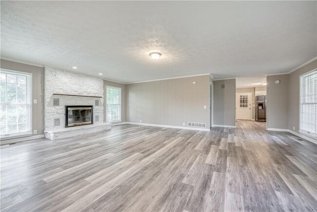 Building Photo - 2174 GA-323