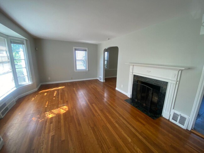 Foto del edificio - 1003 Elbon Rd