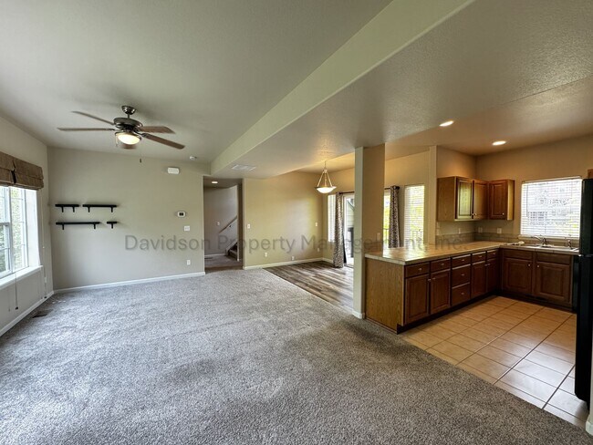 Foto del edificio - Gorgeous 3 Bedroom Townhouse Near Garden of the Gods