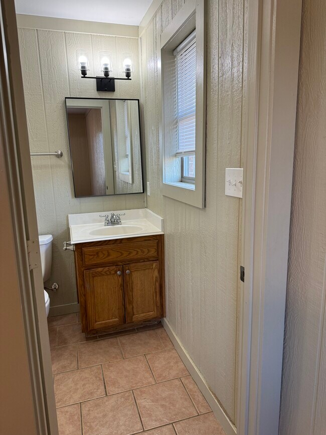 Foto del edificio - 2004 Meadowgreen Dr