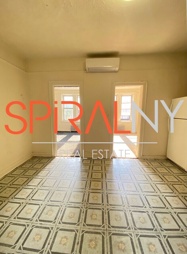 Foto del edificio - 1221 Nostrand Ave