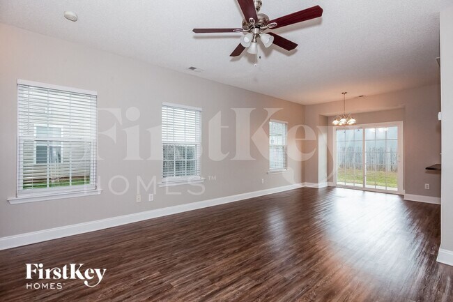 Foto del edificio - 3240 Denali Ct