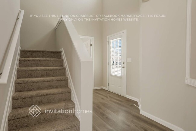 Building Photo - 76 Laurelton Cir