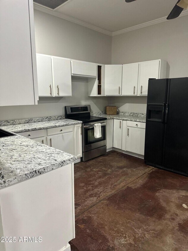 Foto principal - 2266 E Willis Rd