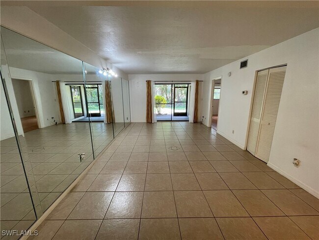 Foto del edificio - 28150 Pine Haven Way