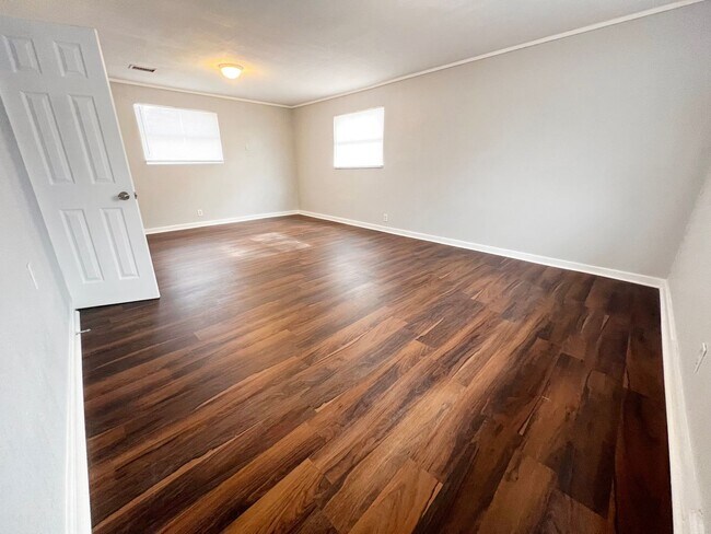 Foto del edificio - Newly Renovated 3/2