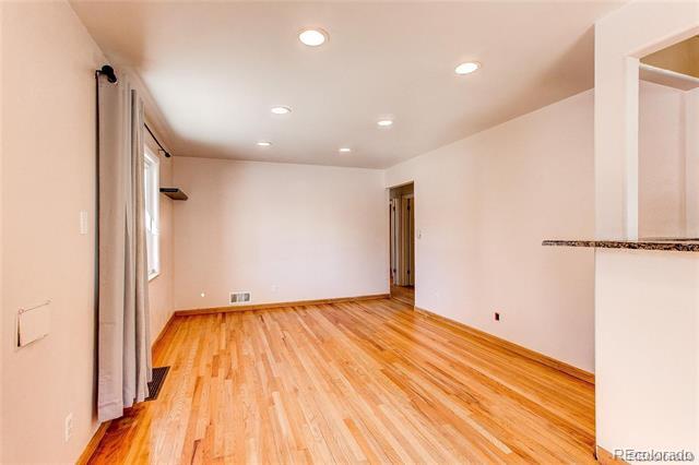 Foto del edificio - 3360 S Eudora St