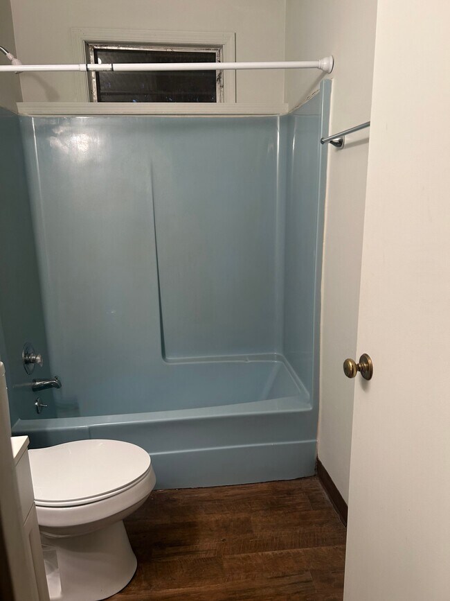 Foto del edificio - 135 Hatton Ln