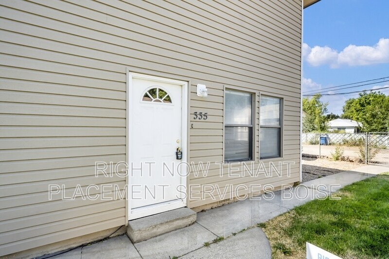 Primary Photo - 335 S 11th E
