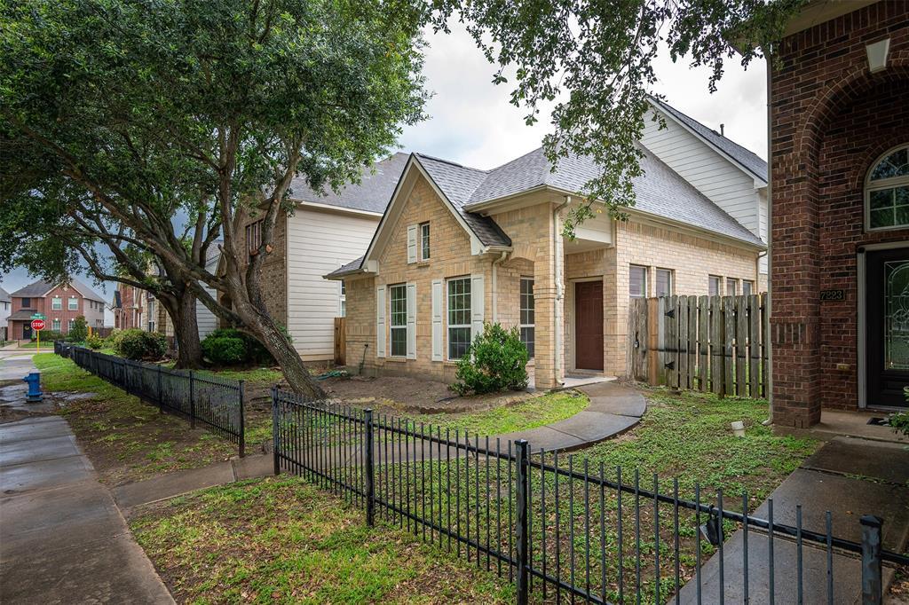 Foto principal - 7219 Crimson Sky Dr