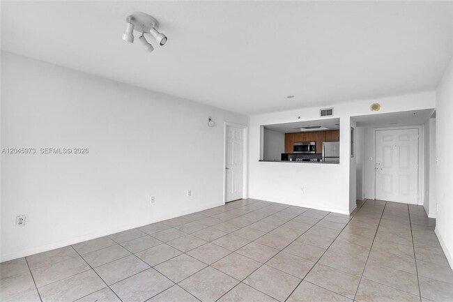 Foto del edificio - 1690 SW 27th Ave