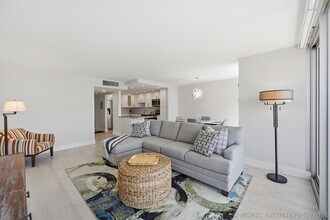 Building Photo - 531 N Ocean Blvd