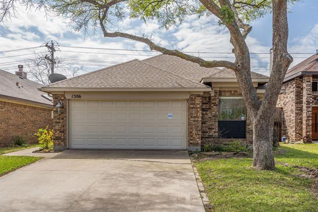 Foto principal - 1306 Daffodil Ln