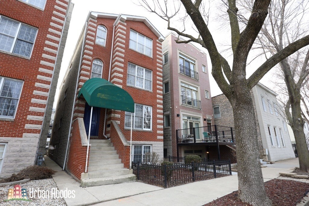 Primary Photo - 920 N Paulina St