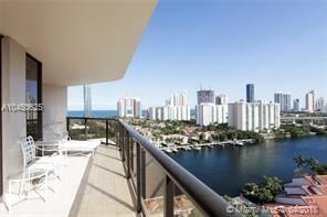 Foto del edificio - 1 br, 1 bath  - Turnberry Isle South Condo