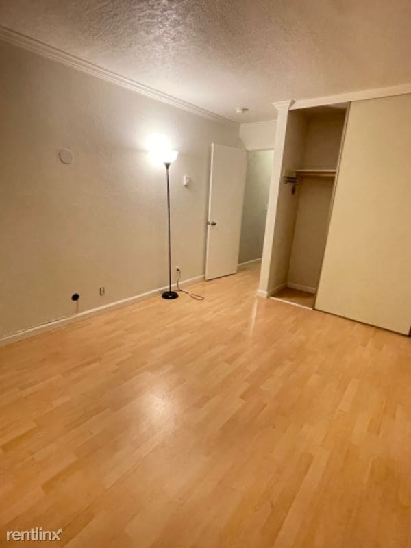 Building Photo - 1 br, 1 bath Condo - 1644 Branham Lane