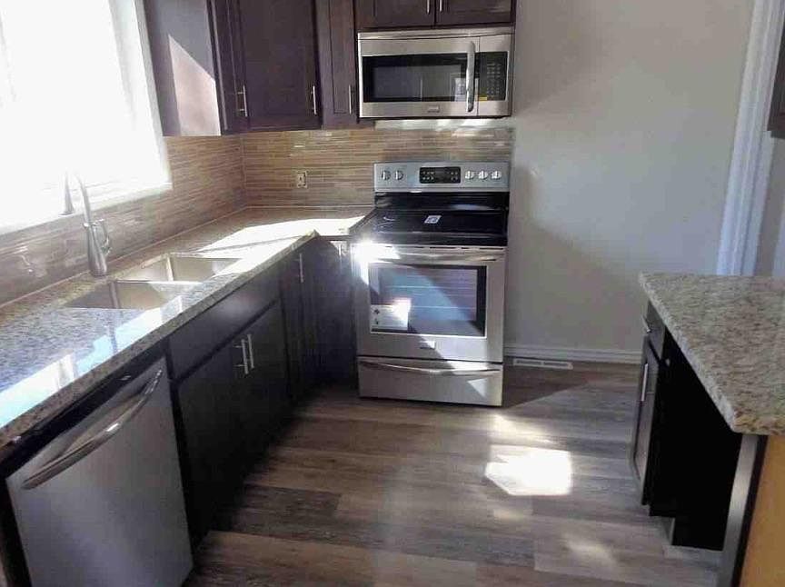 Foto principal - 2372 Elmira St