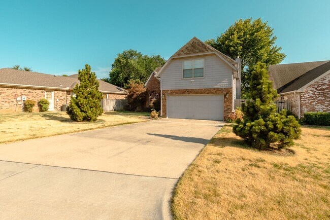 Foto del edificio - 4 Bed | 3 Bath in South Tulsa!